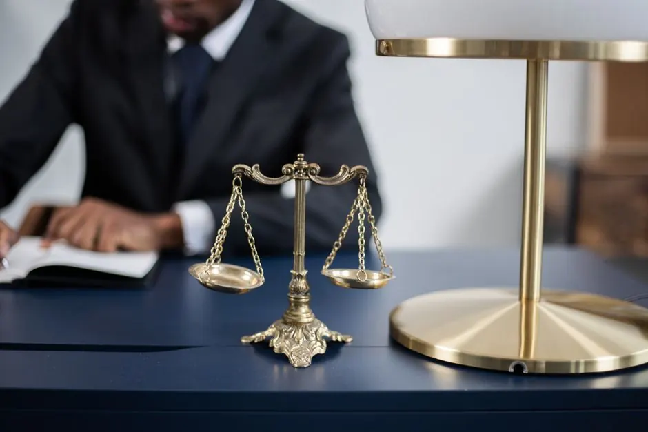 Commercial Lawyer
